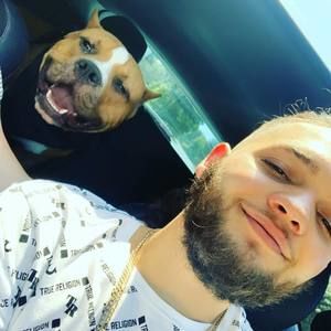 Meet your Posher, Emmanuel